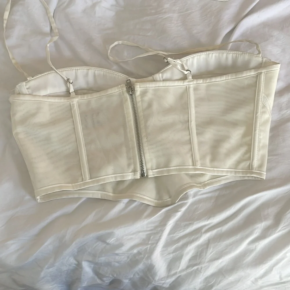Oh Polly Please Me Underwire Corset Top in White - Picture 5 of 8